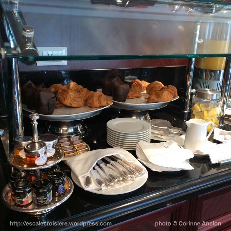 Sirena - Oceania - Horizons Lounge