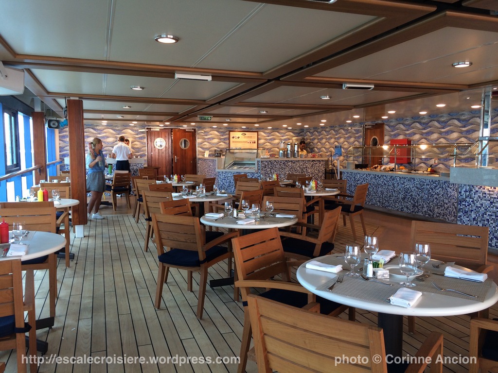 Sirena - Oceania - Restaurant Waves grill