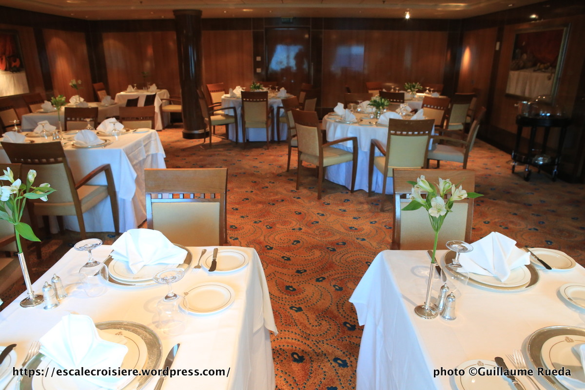 Queen Mary 2 - Britannia Club restaurant 2016