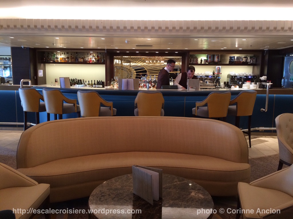 Queen Mary 2 - Carinthia Lounge - 2016