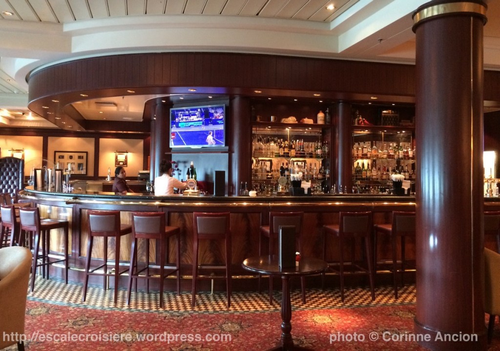 Queen Mary 2 - Golden Lyon Club 2016