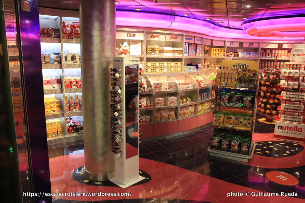 MSC Fantasia - Boutique La Caramella - bonbons