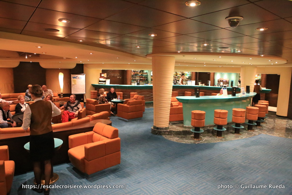 MSC Fantasia - Fantasia bar