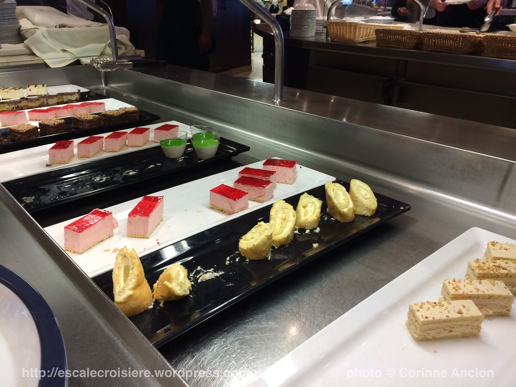 MSC Fantasia - Africana buffet restaurant