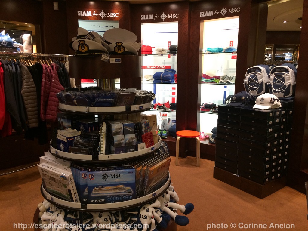 MSC Fantasia - MSC logo shop - Boutique MSC