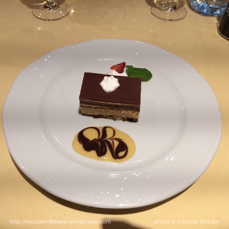 MSC Fantasia - restaurant - Opera