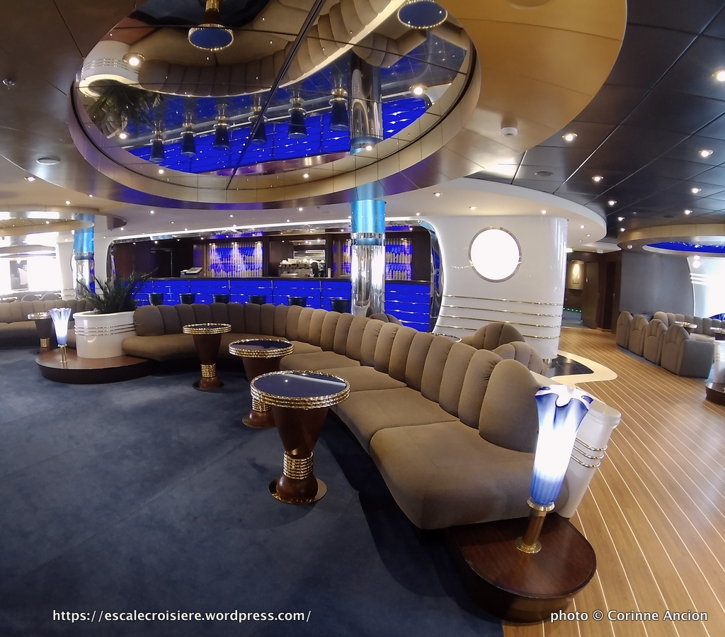 MSC Fantasia - Transatlantico Piano bar
