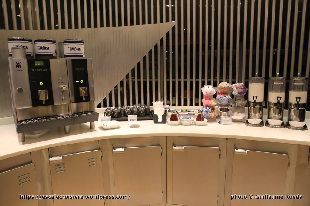 Celebrity Equinox - Buffet Ocean View Café