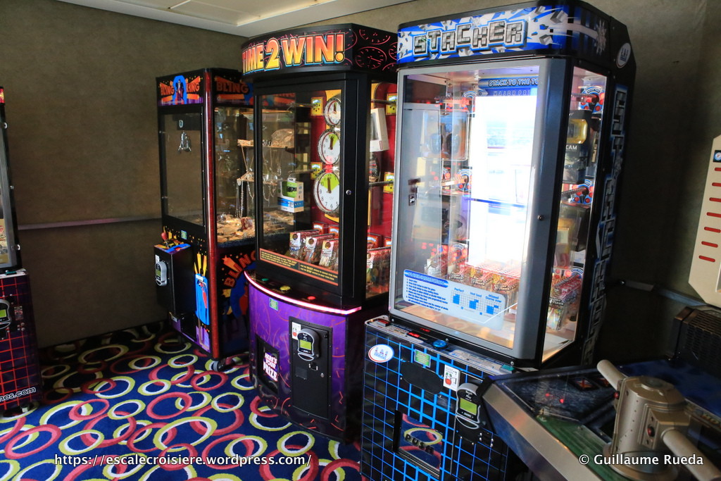 Celebrity Equinox - Vidéos Arcade - Jeux d'arcades