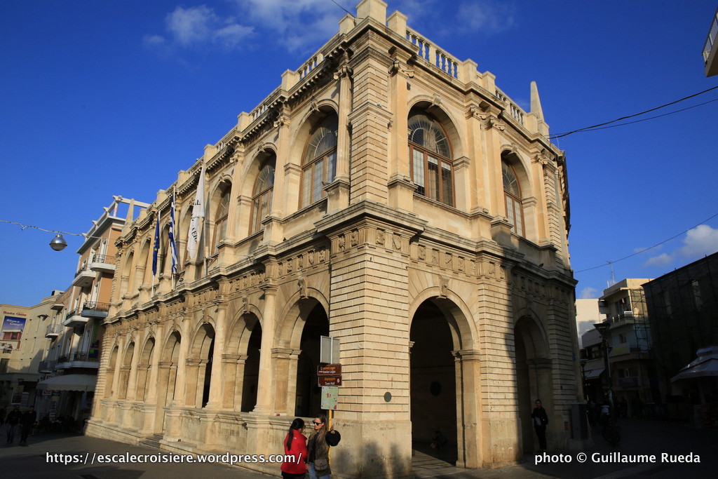 Escale à Heraklion - Grèce - Town Hall loggia