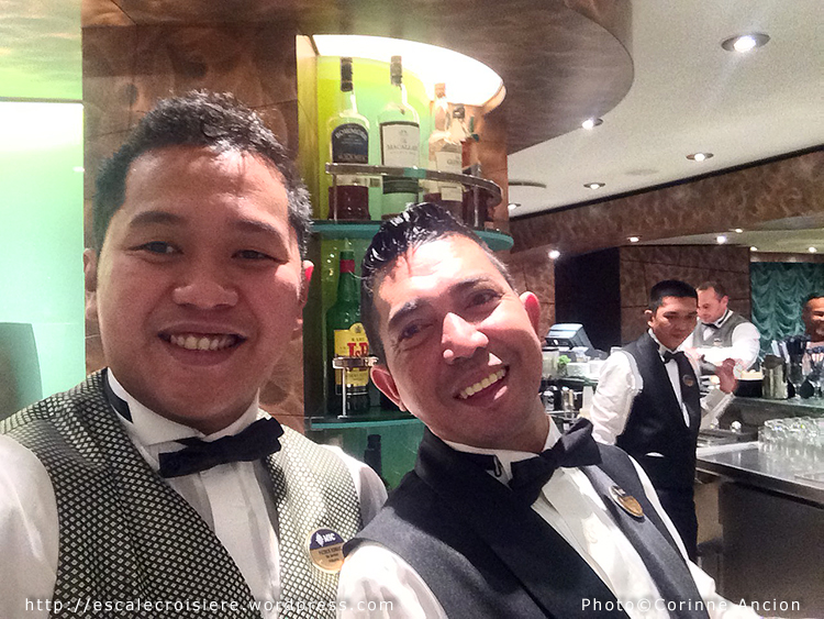 MSC Fantasia bar tenders Vele Bar