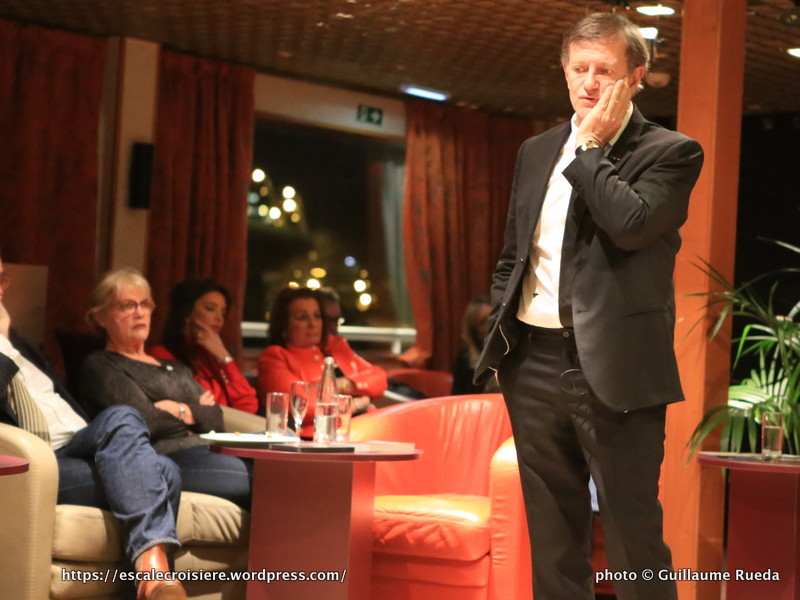 Francis Huster - CroisiEurope