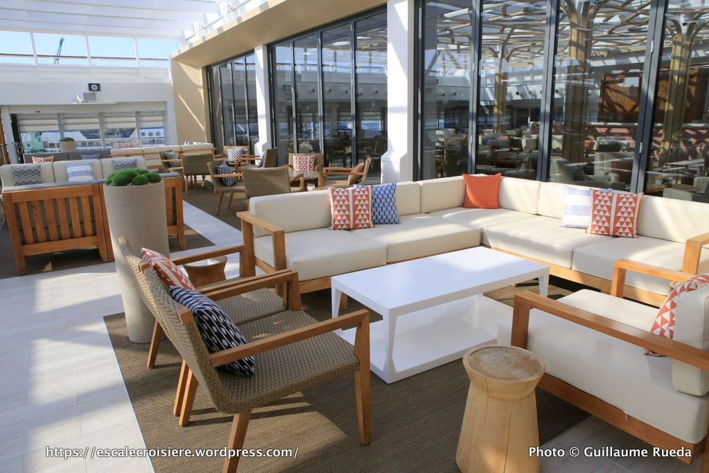 Viking Sky - Main pool