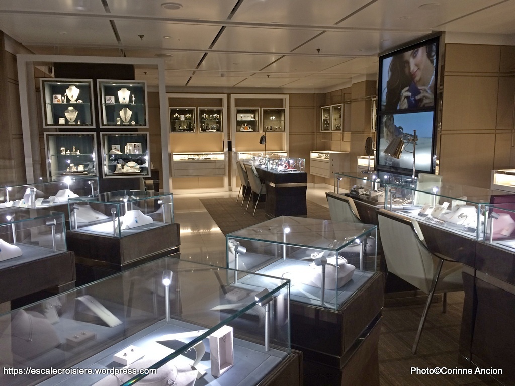 Viking Sky - The shop - boutiques