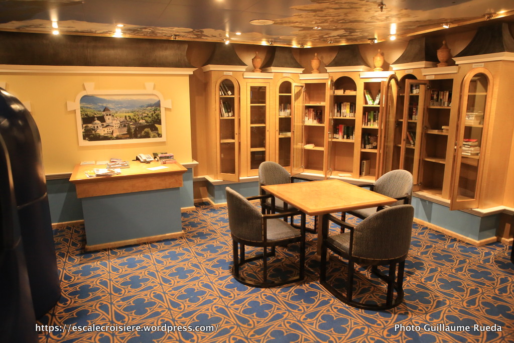 Costa Magica - Biblioteca Bressanone