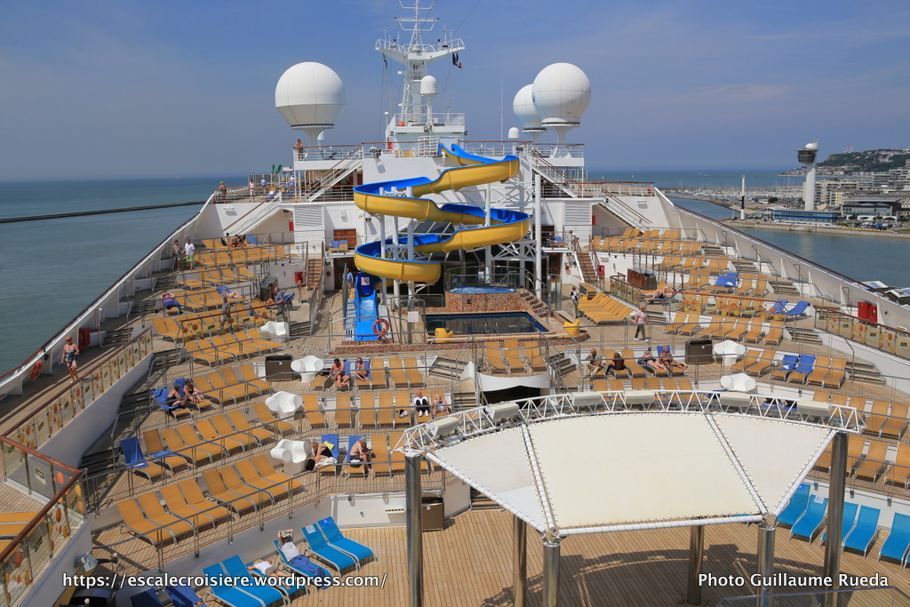 Costa Magica - Toboggan