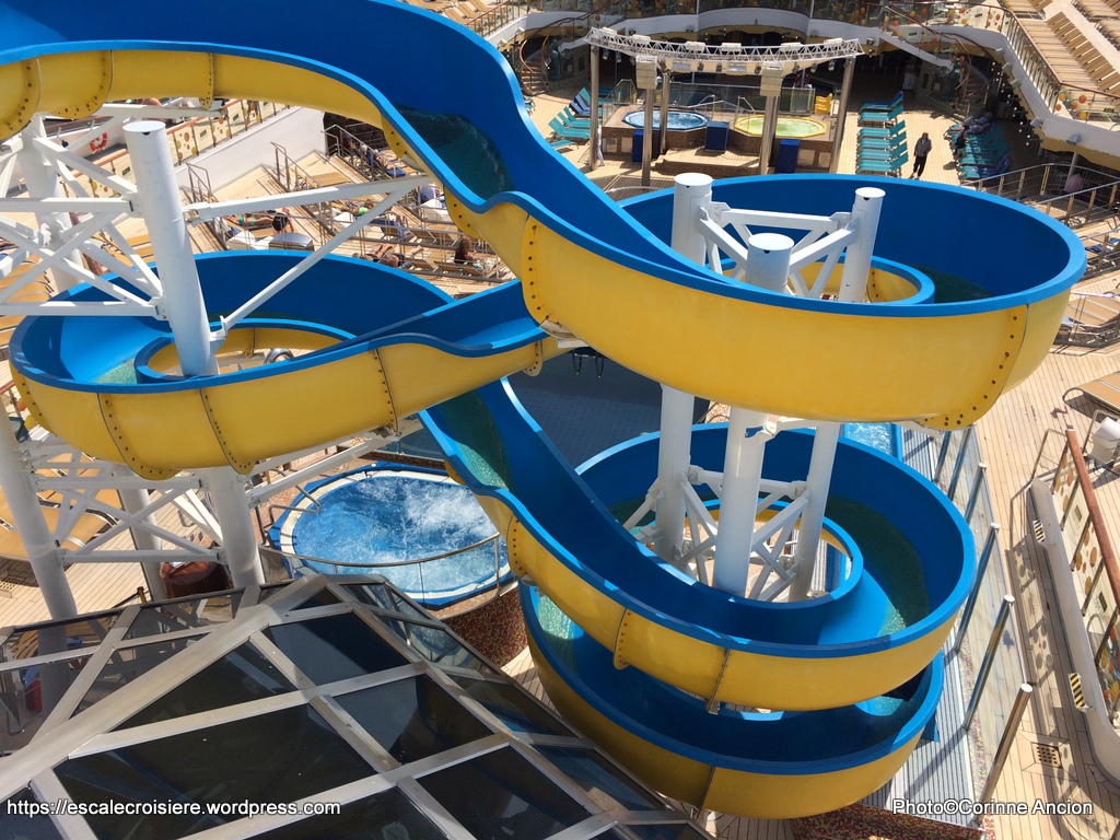 Costa Magica - Toboggan