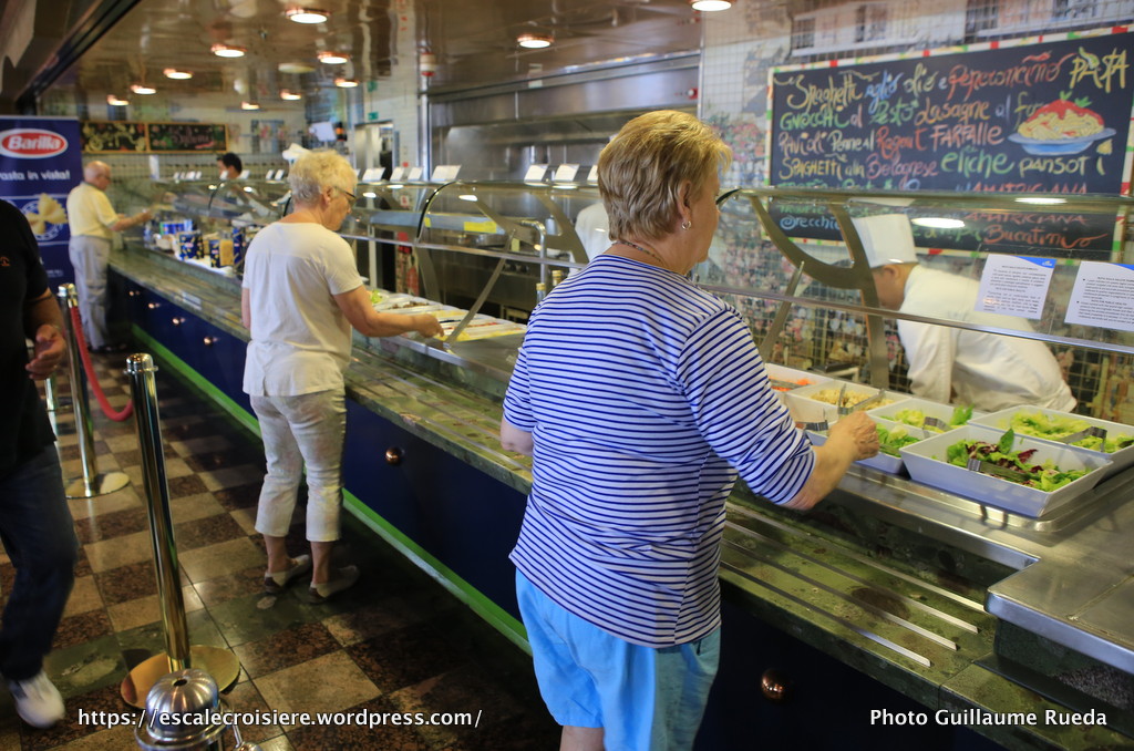 Costa Magica - Buffet Bellagio