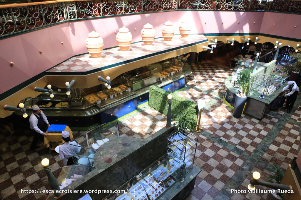 Costa Magica - Buffet Bellagio