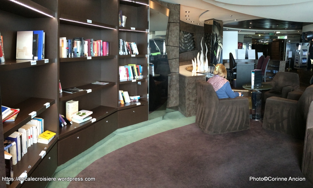 MSC Preziosa - Diamond Bar and Library