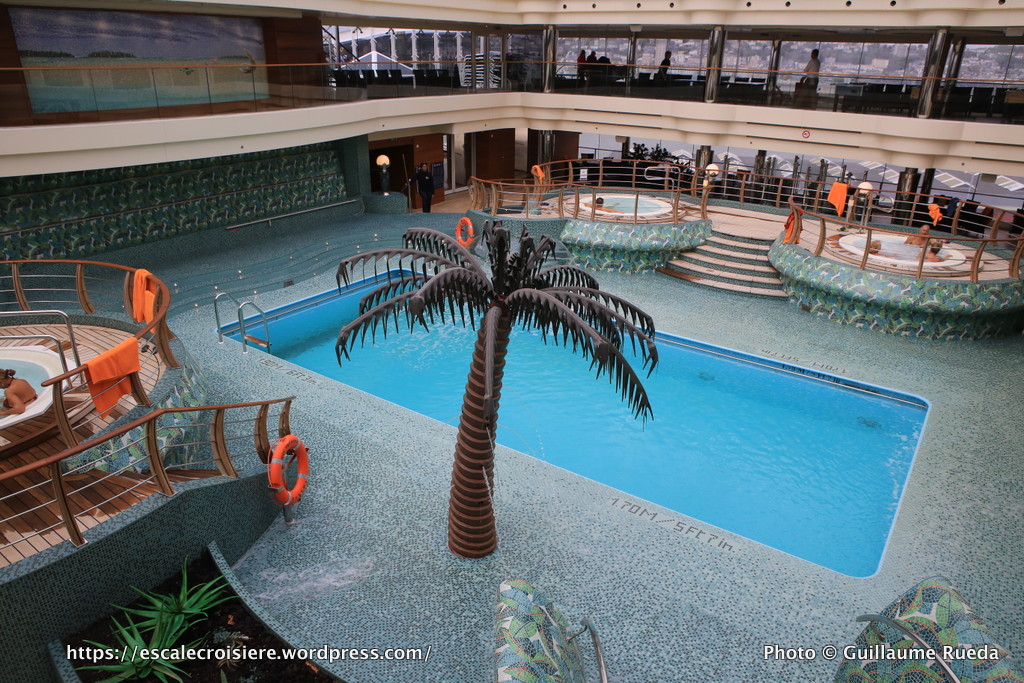 MSC Preziosa - La Playa Preciosa - Piscine couverte