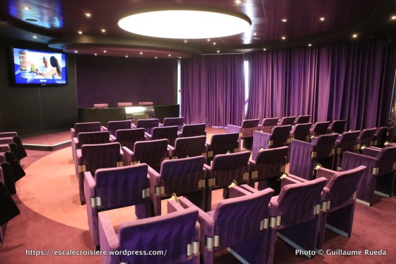 Salle de conférence - Sky and stars business center