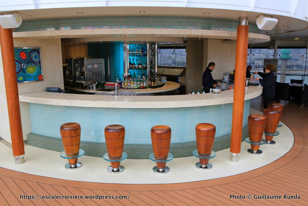 MSC Preziosa - Saphir bar