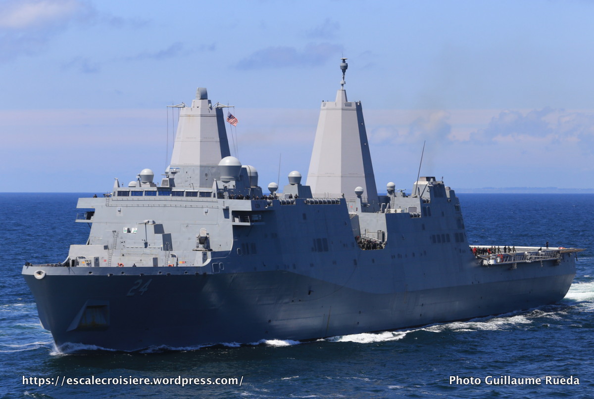 2017-06-24_The Bridge 2017_Escorte du Queen Mary 2 - USS Arlington – USA