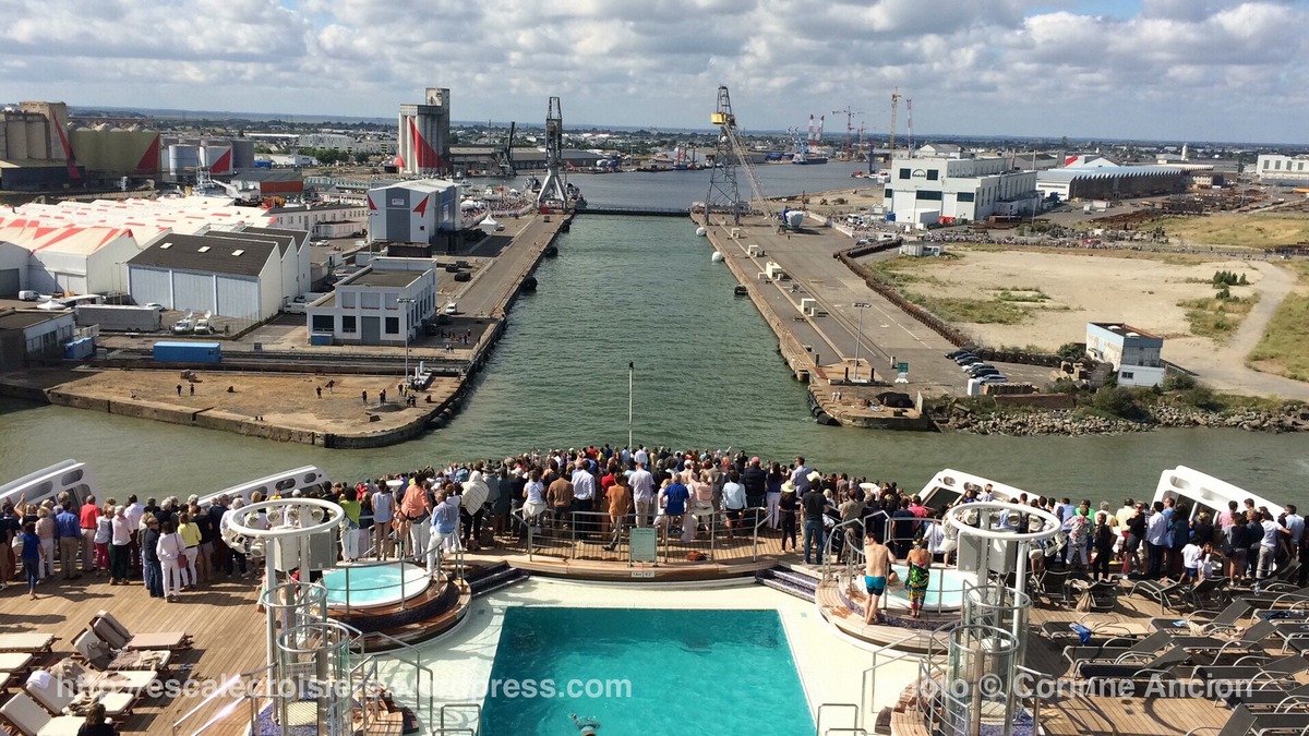 2017-06-24_The Bridge 2017_Queen Mary 2 à Saint Nazaire - Forme Joubert