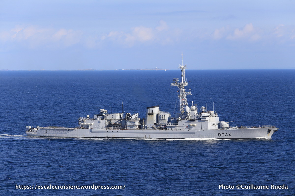 2017-06-24_The Bridge_Escorte du Queen Mary 2 - frégate Primauguet - France