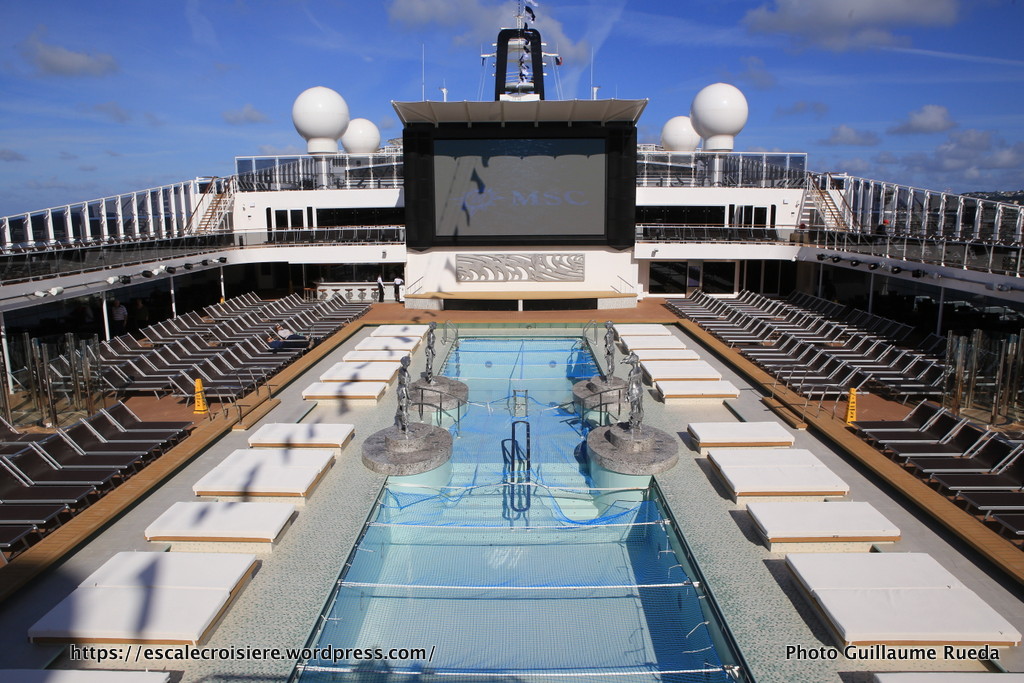 MSC Meraviglia - Atmosphere pool