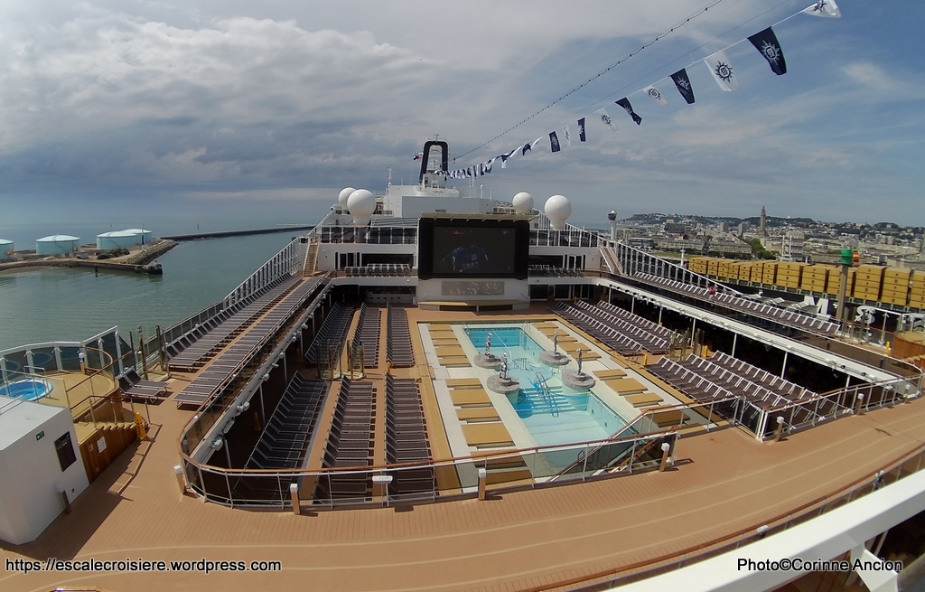 MSC Meraviglia - Atmosphere pool