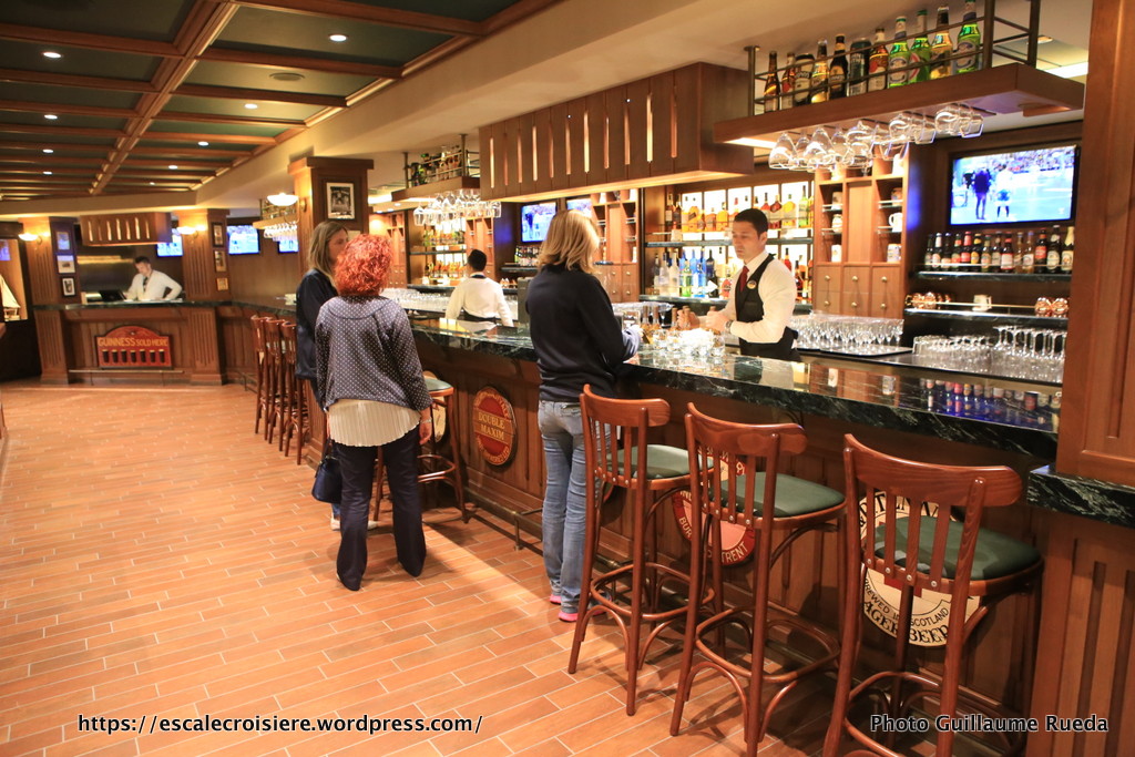 MSC Meraviglia - Brass Anchor Pub