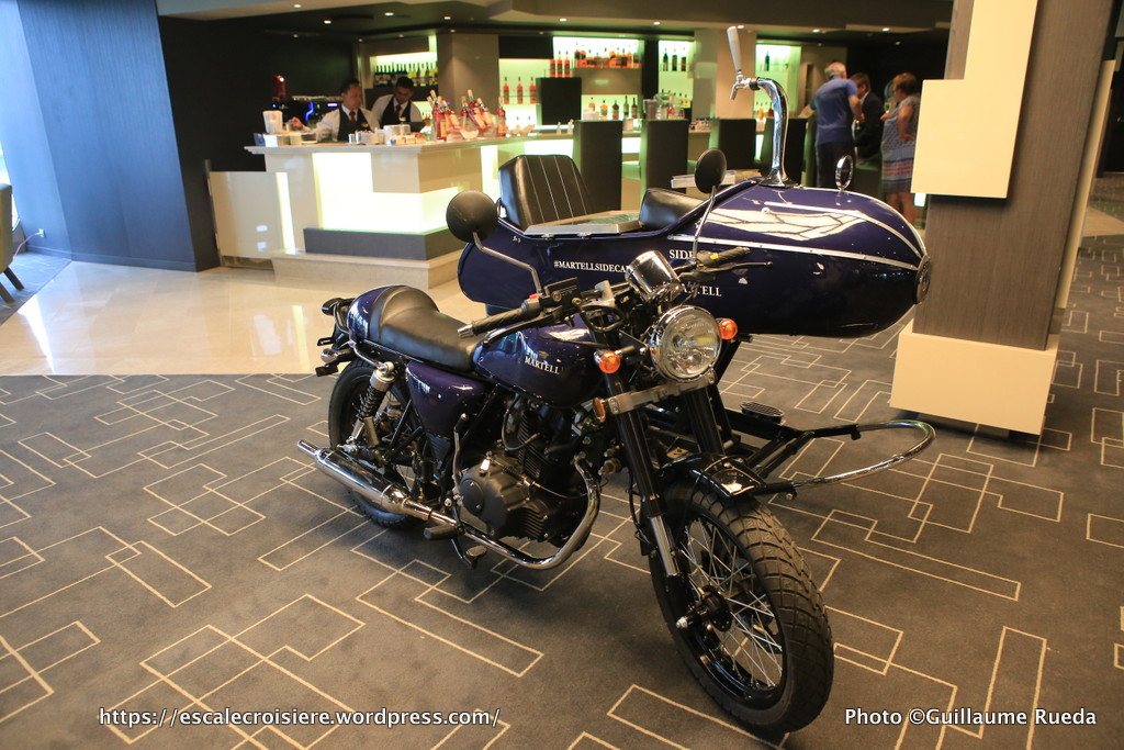 MSC Meraviglia - Edge bar