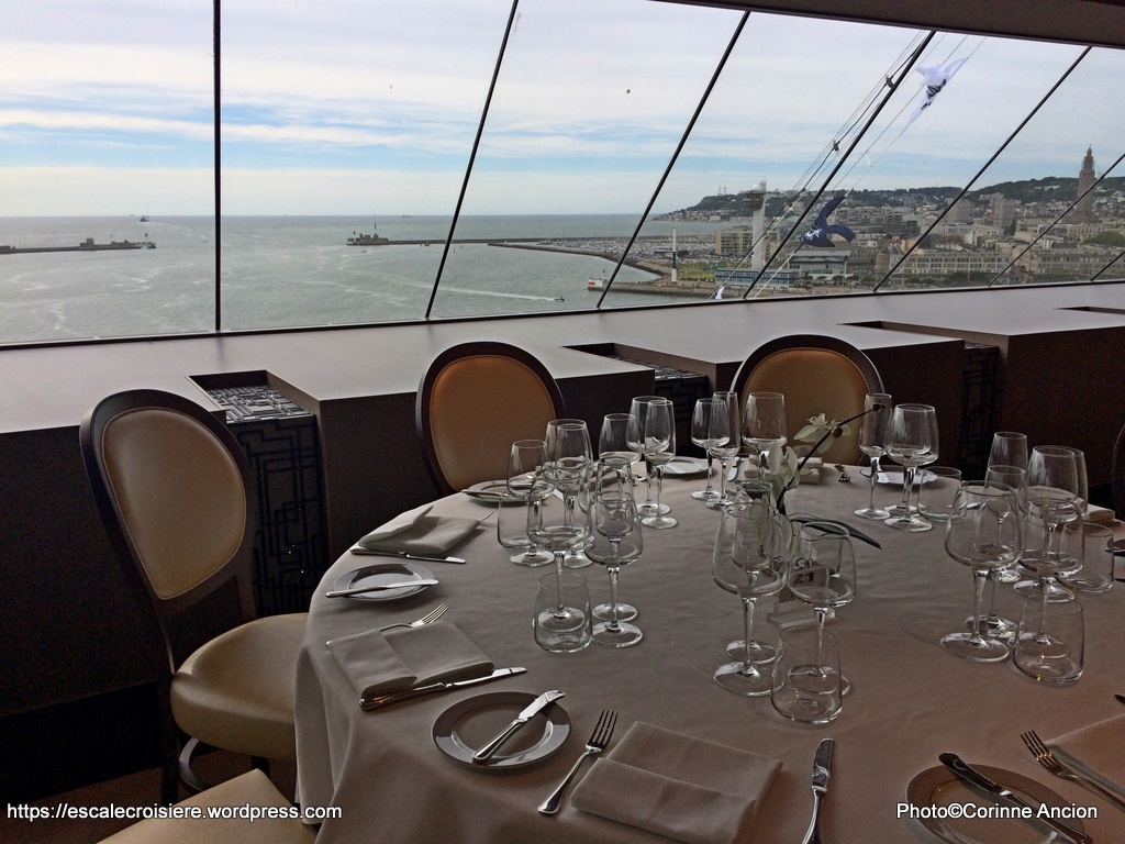MSC Meraviglia - MSC Yacht Club Restaurant