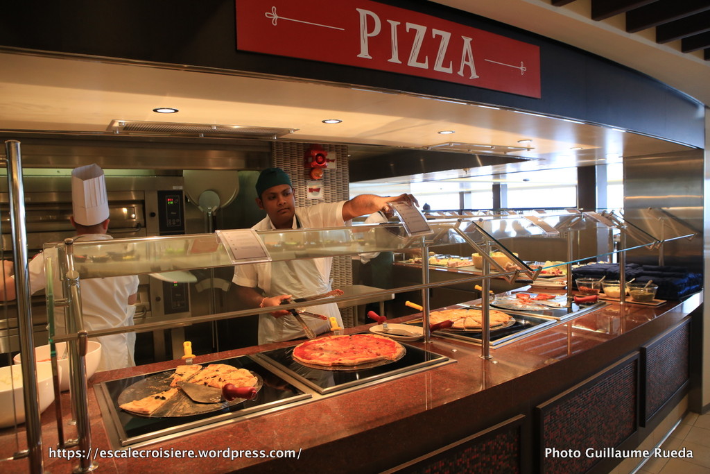 MSC Meraviglia - Restaurant - Marketplace buffet