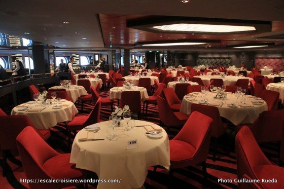 MSC Meraviglia - Waves Restaurant