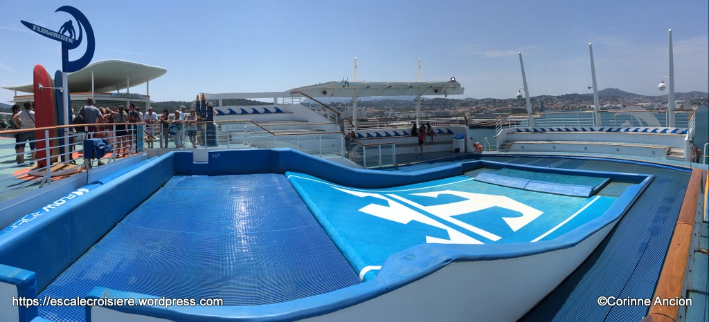 Independence of the Seas - Flow Rider
