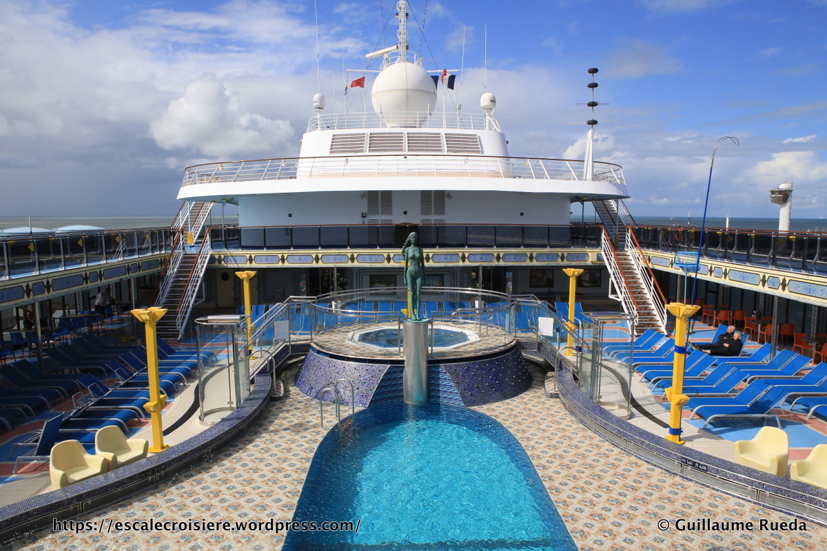 Costa Mediterranea - Piscine centrale - Lido Armonia