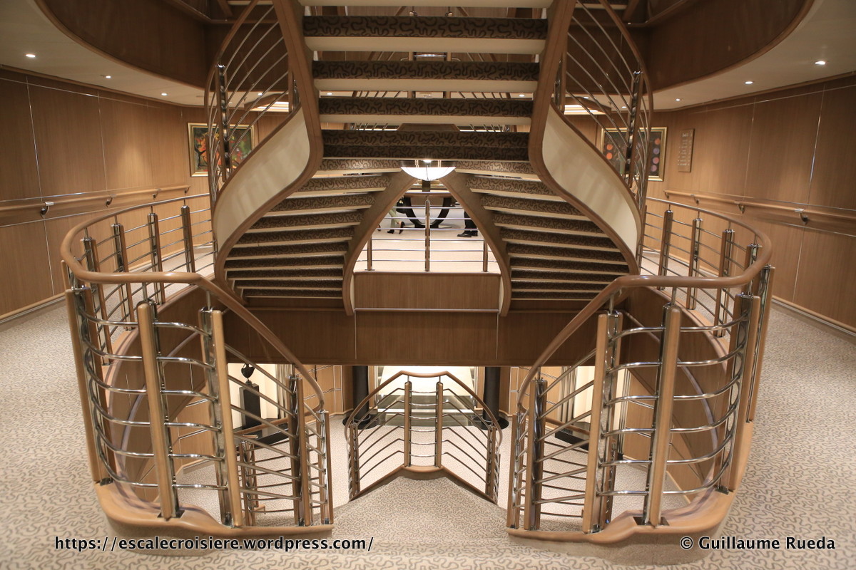 Silver Muse - Escaliers