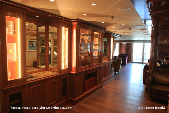 Silver Muse - The Conoisseur's Corner - Fumoir