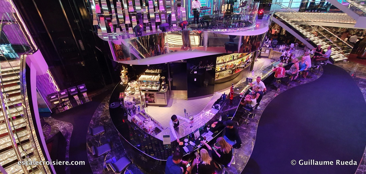 MSC Seaside - Bar Atrium