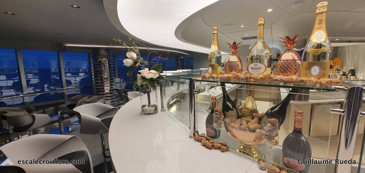 MSC Seaside - Champagne bar