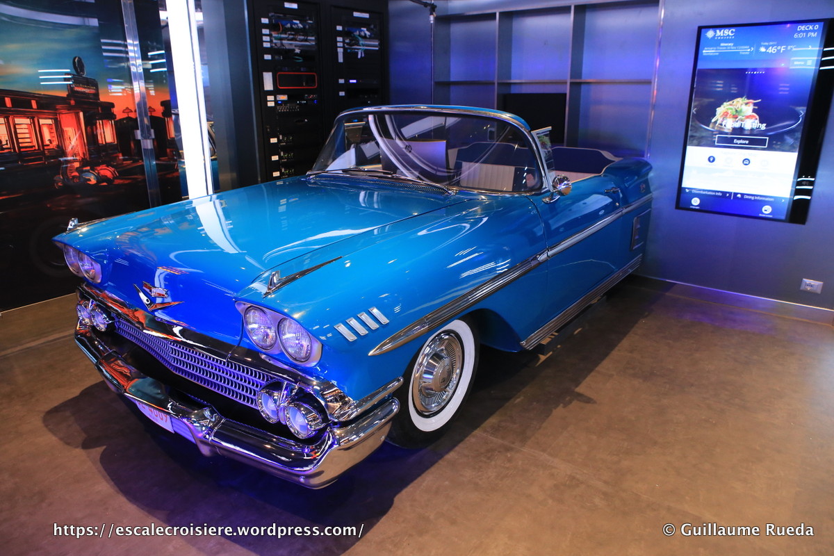 MSC Seaside - Garage Club bar