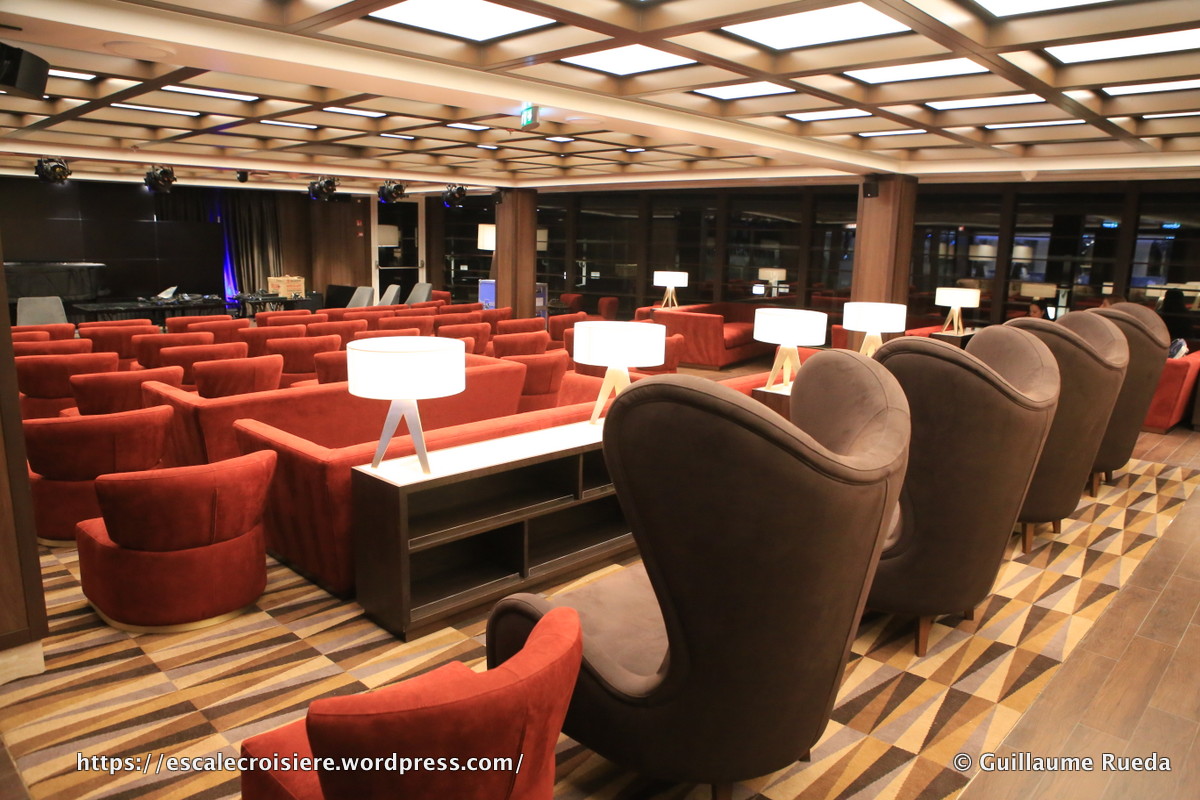 MSC Seaside - News Café