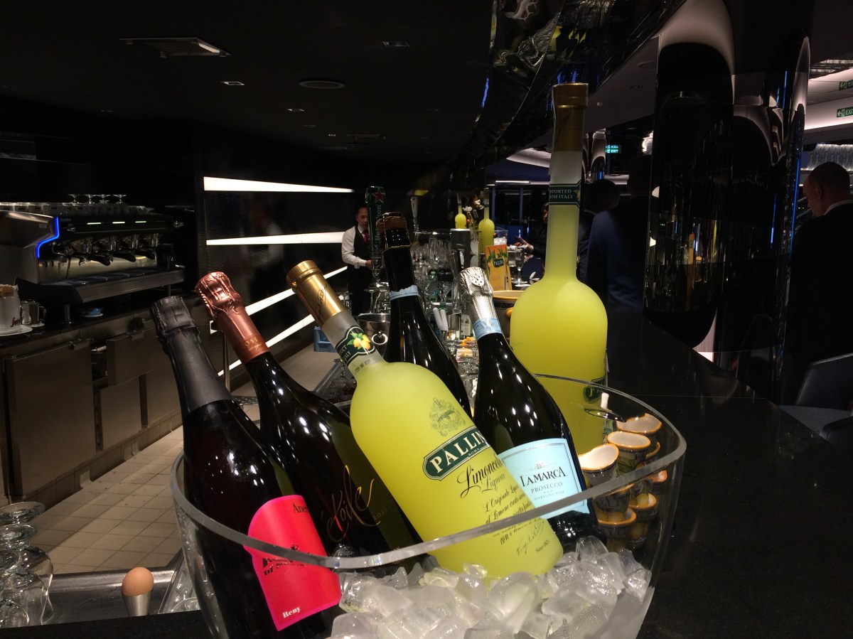 MSC Seaside - Shine bar