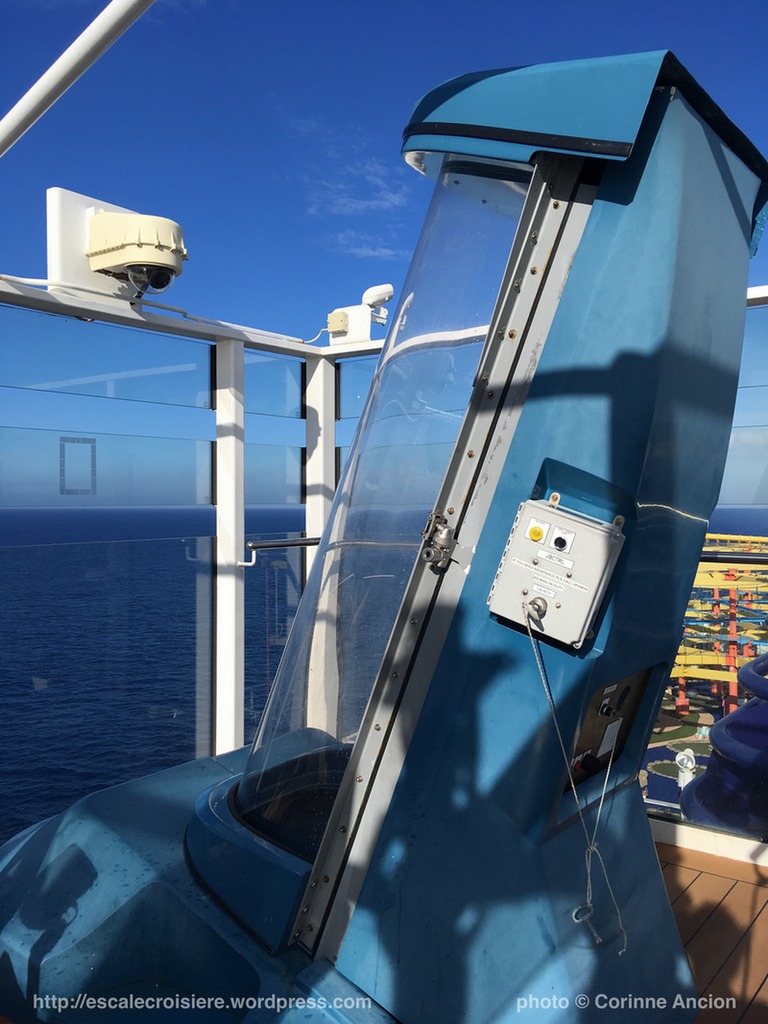 Norwegian Breakaway - Toboggans - Waterslides