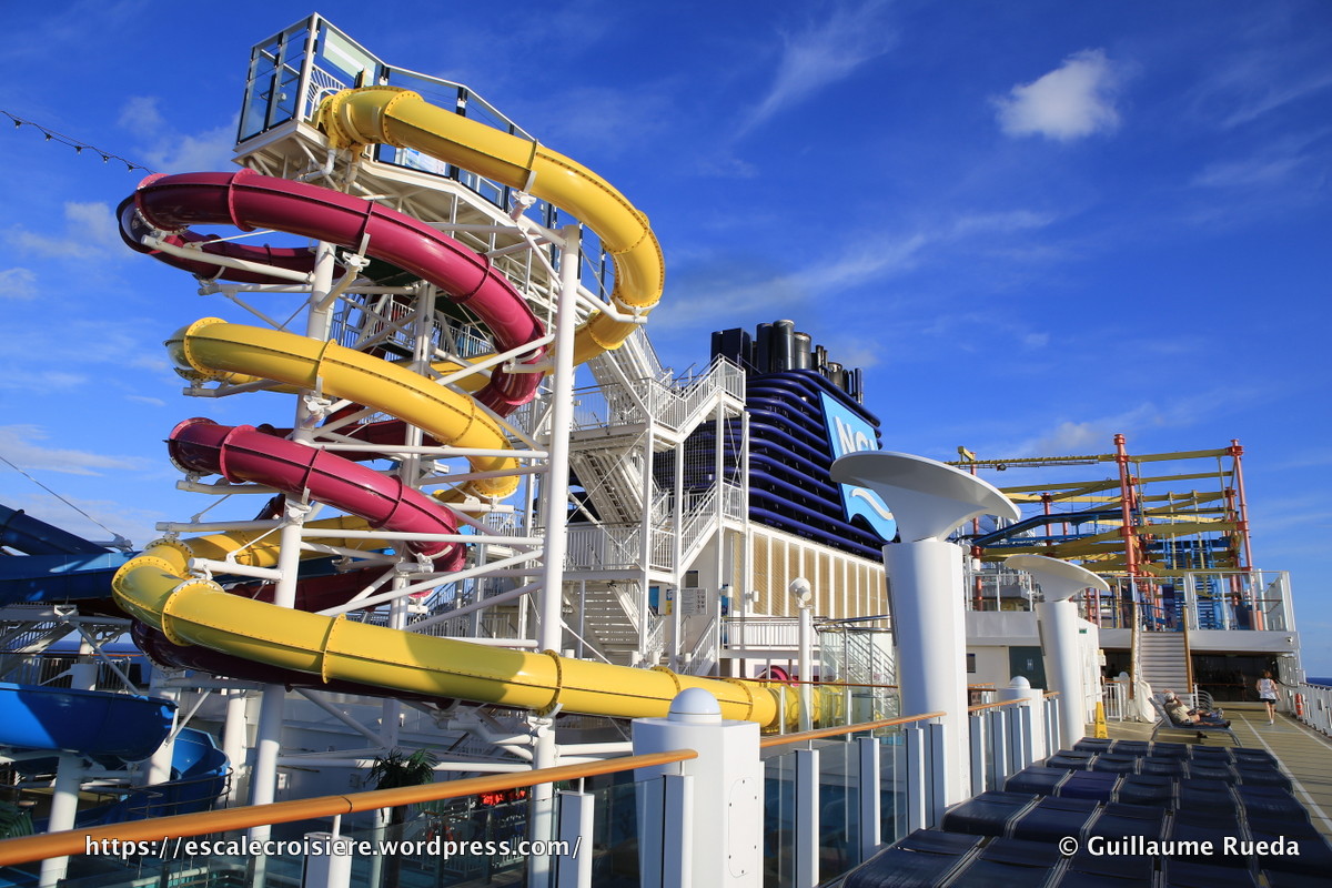 Norwegian Breakaway - Toboggans - Waterslides