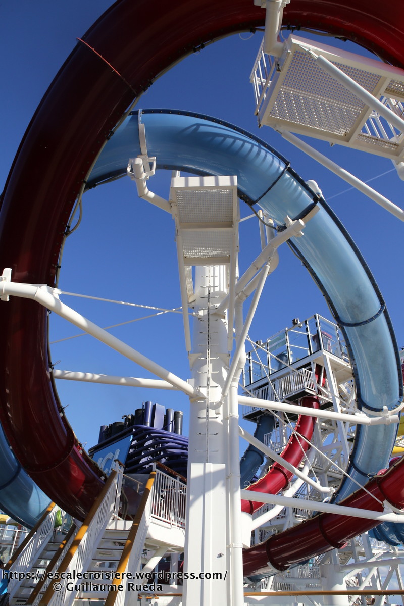 Norwegian Breakaway - Toboggans - Waterslides