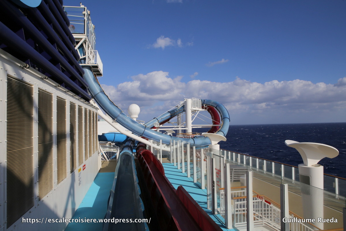 Norwegian Breakaway - Toboggans - Waterslides